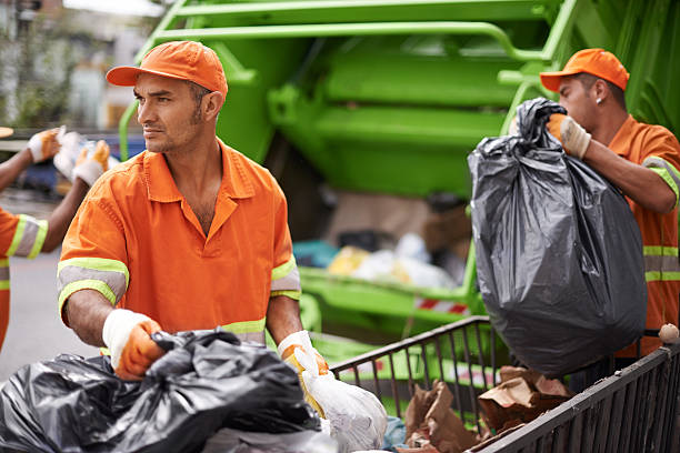 Best Construction Debris Removal  in Carmi, IL